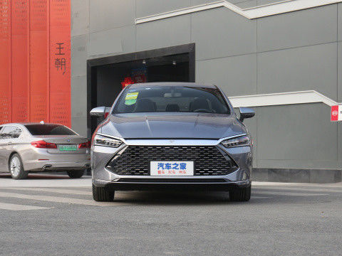 ন্যাশনাল VI বাইড QIN PLUS 2021 EV DM-I 55KM 1.5L 81kW 4 ডোর 5 সিট সেডান